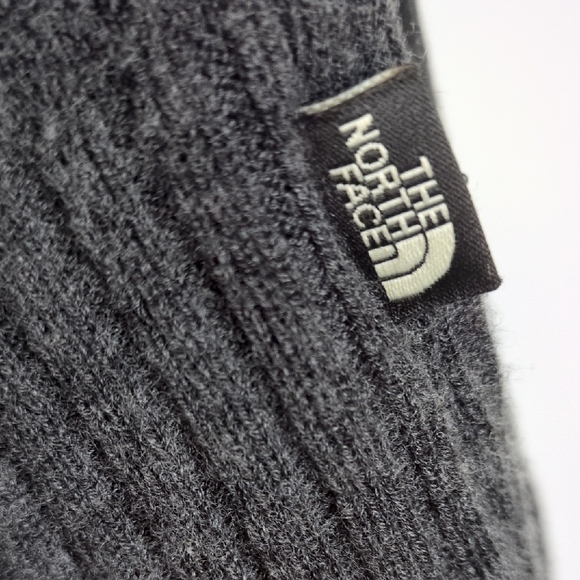 The North Face Merino Wool Blend Dark Gray Women's V-Neck Cardigan - Picture 3 of 6